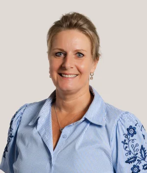 Suzanne Arts